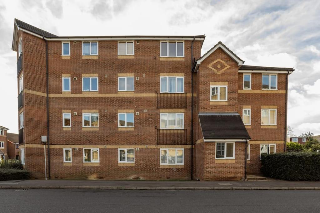 Bright &Spacious One Bedroom Flat Off Canary Wharf ロンドン エクステリア 写真