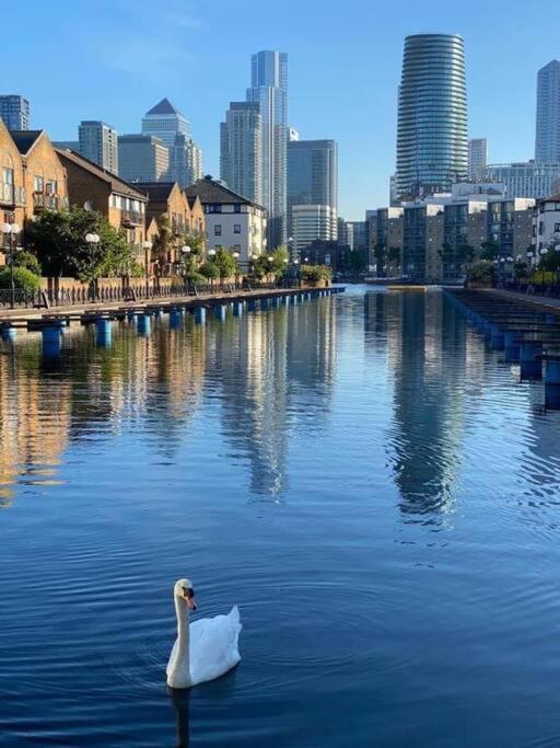 Bright &Spacious One Bedroom Flat Off Canary Wharf ロンドン エクステリア 写真