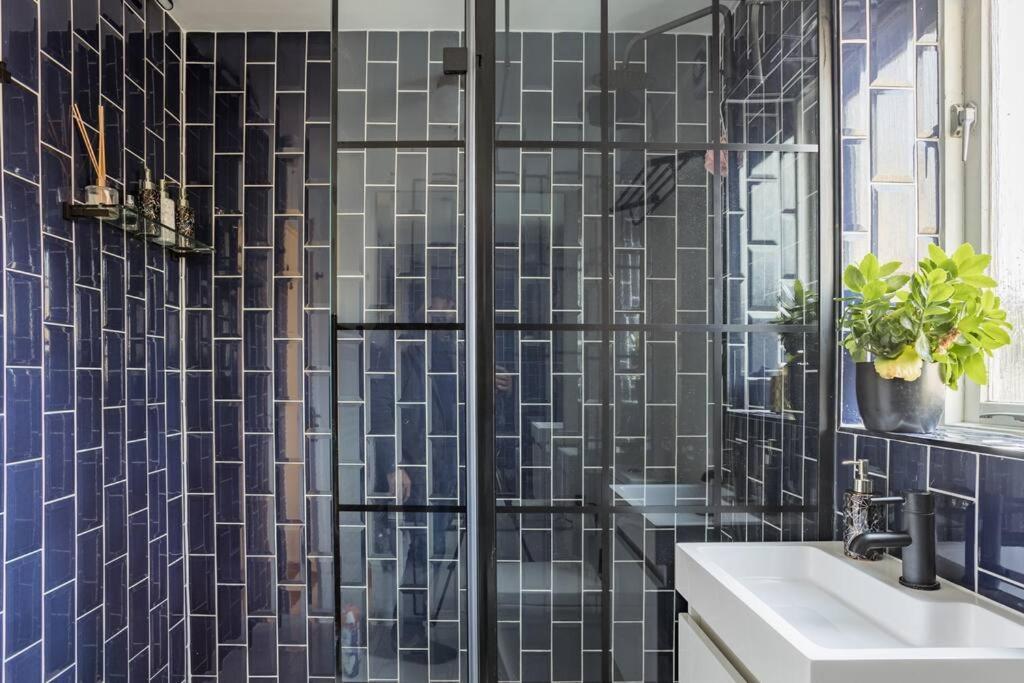 Bright &Spacious One Bedroom Flat Off Canary Wharf ロンドン エクステリア 写真