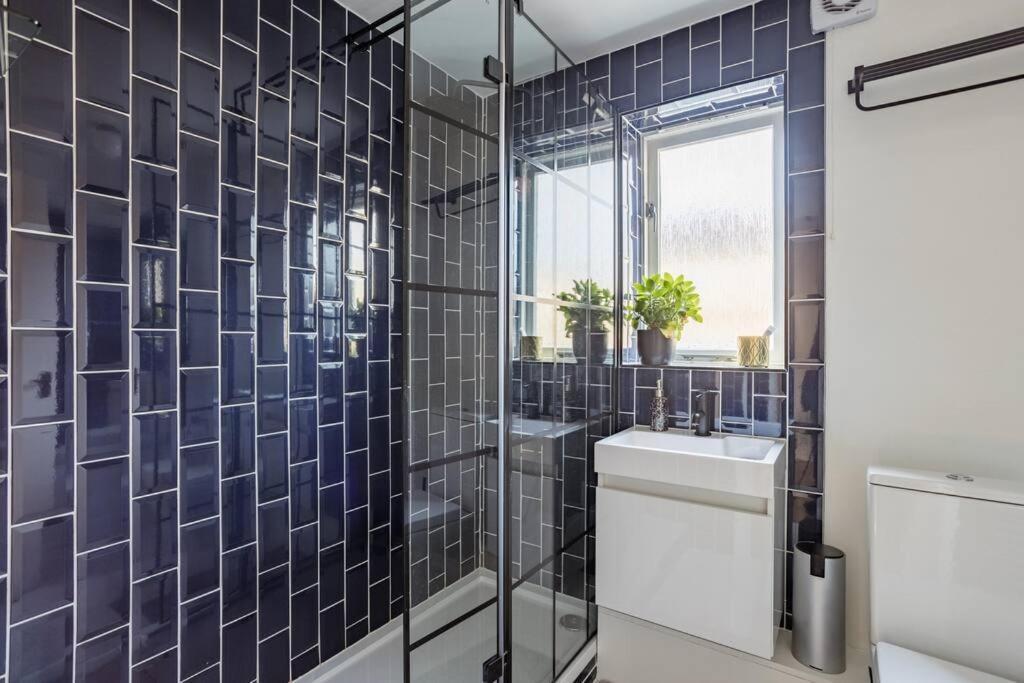 Bright &Spacious One Bedroom Flat Off Canary Wharf ロンドン エクステリア 写真